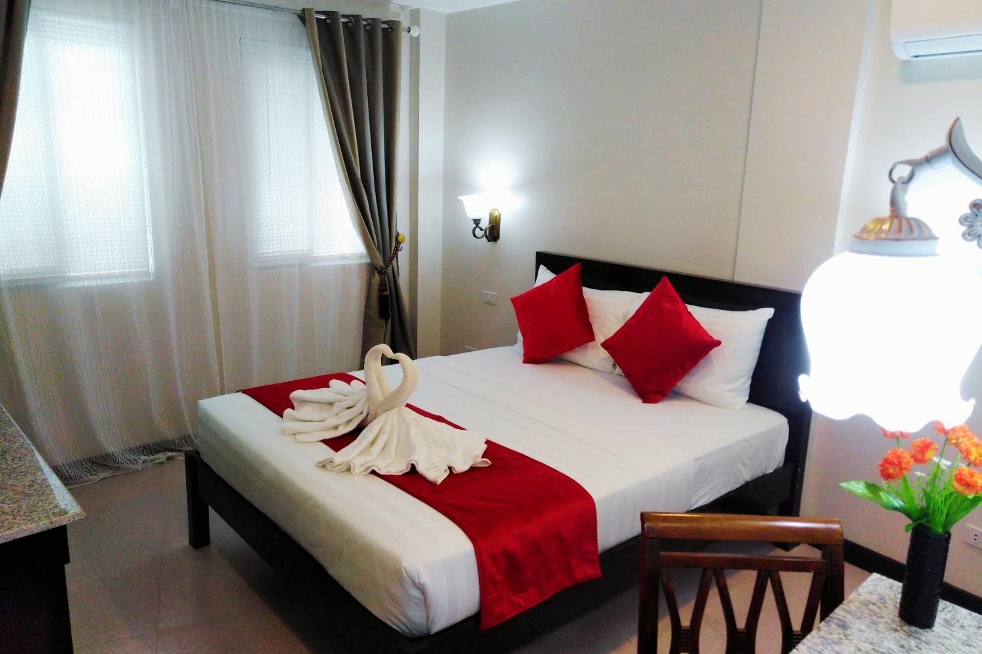 Venezia Suites Hotel Iloilo Habitación foto