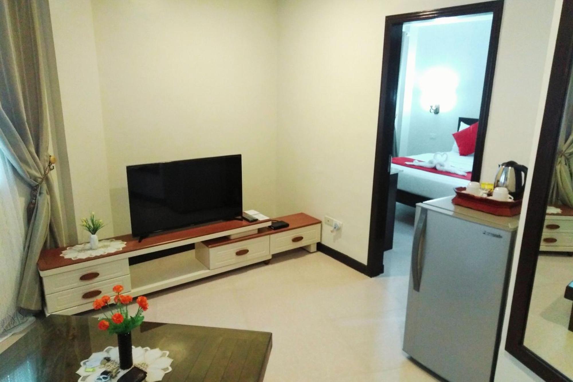 Venezia Suites Hotel Iloilo Habitación foto